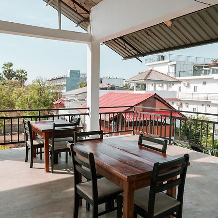 Hotel Tobiko Trincomalee Kültér fotó