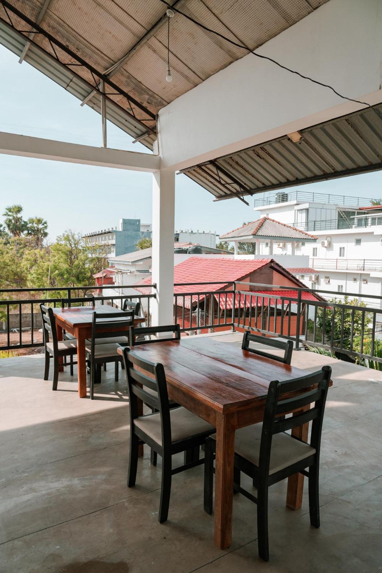 Hotel Tobiko Trincomalee Kültér fotó