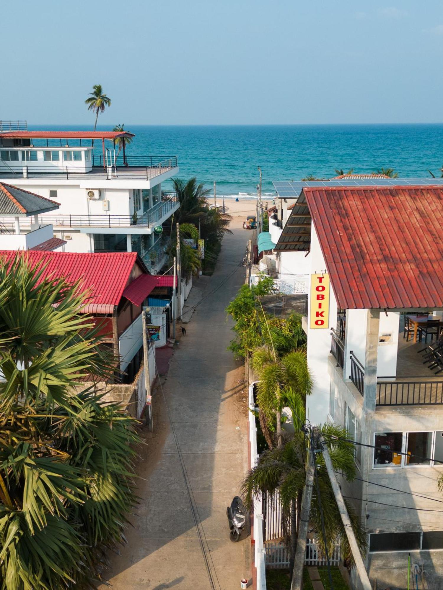 Hotel Tobiko Trincomalee Kültér fotó