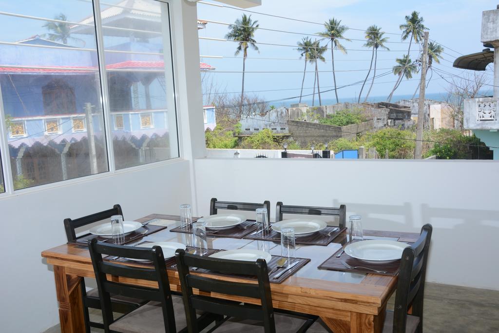 Hotel Tobiko Trincomalee Kültér fotó
